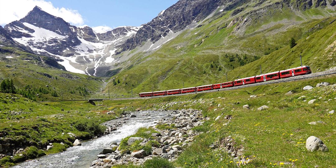 Train on the Swiss Alps