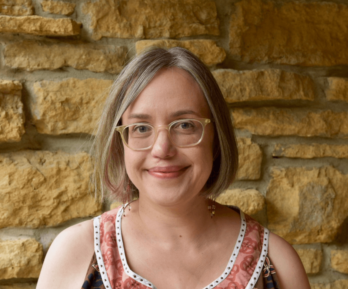 Emily Pfotenhauer ’02, MA’06 Receives Society of American Archivists ...